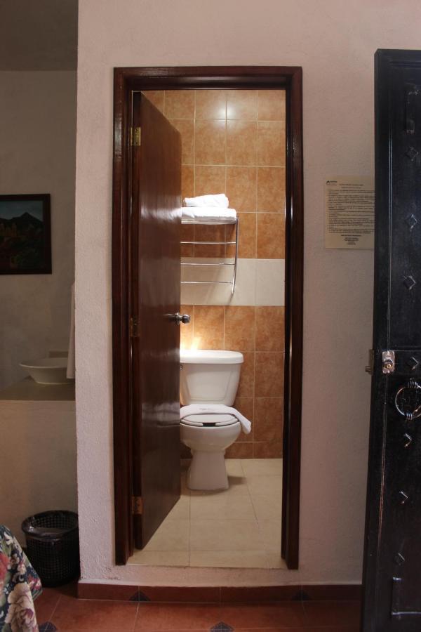 Hotel Posada Chamacuero Comonfort Ngoại thất bức ảnh